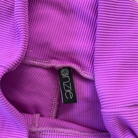 Onzie Yoga set - Picture 2 of 3